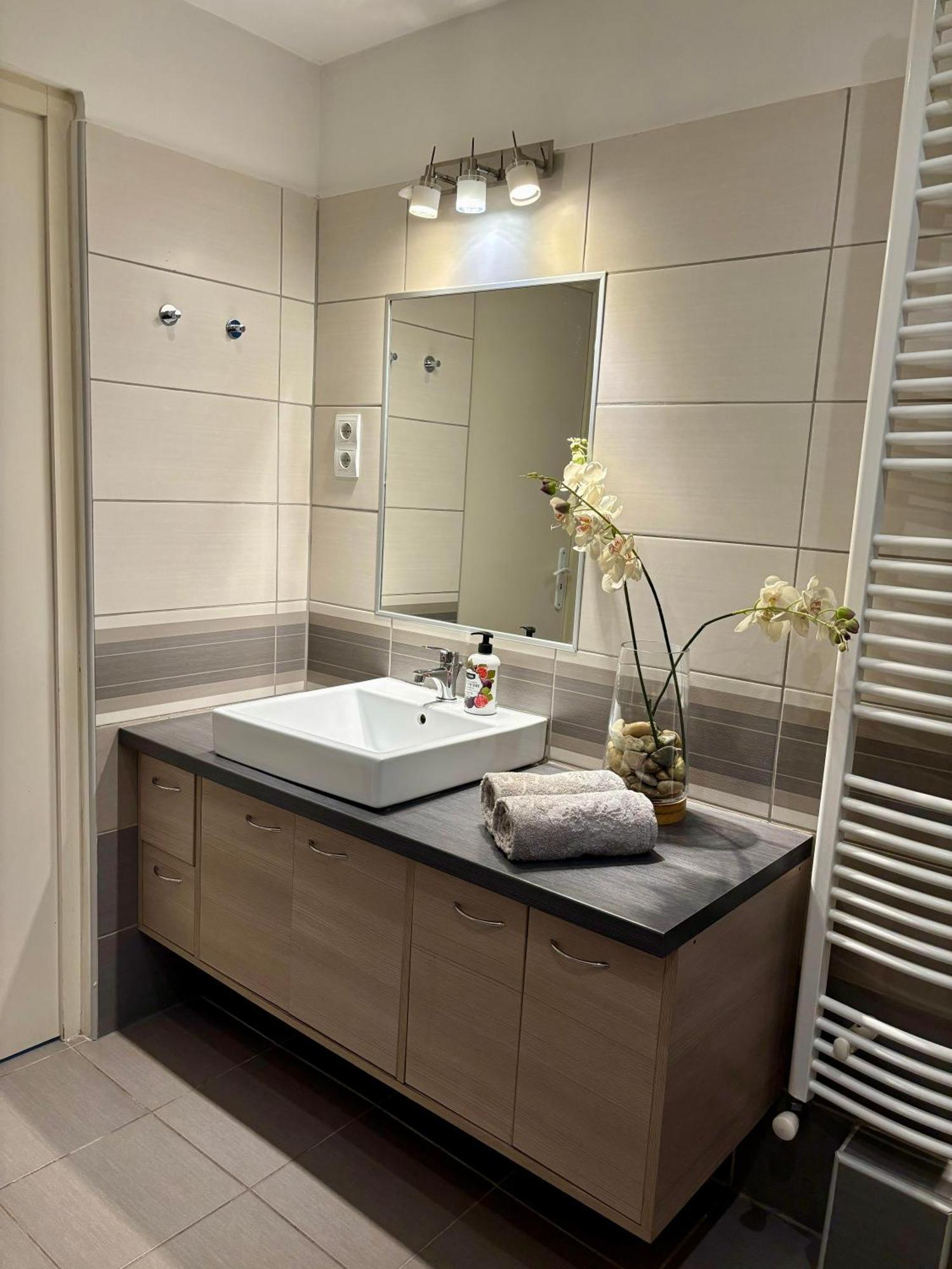 Ava Central Residence Budapest Esterno foto